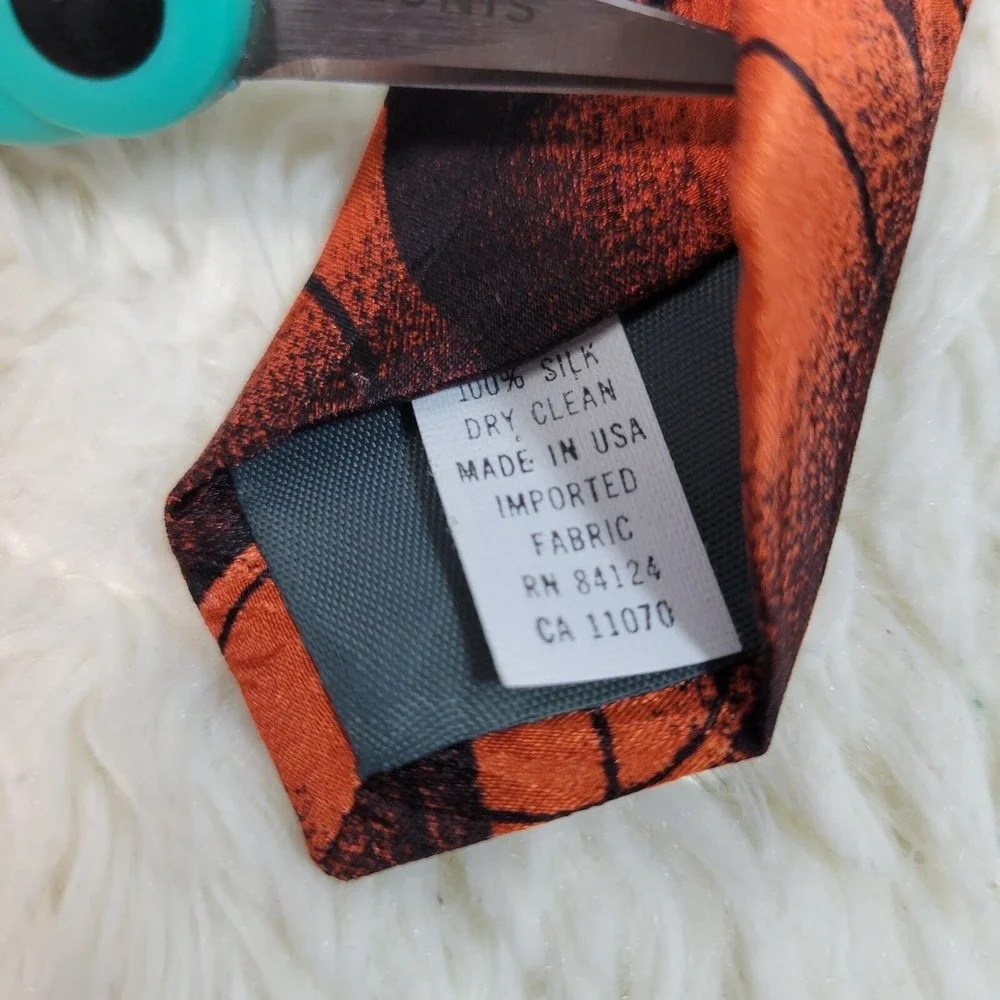 Vintage 90's Ralph Marlin Basketball‎ Necktie Men's Silk Basketball Coach Parent